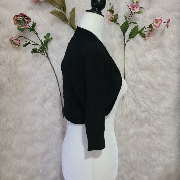 3/20$-Cropped black cardigan - Picture 3 of 4